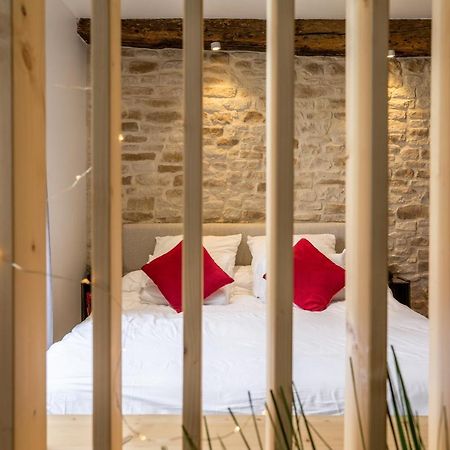 Cocon A Bulles Chic Vue Cathedrale Avec Spa-Jacuzzi Шартр Екстер'єр фото